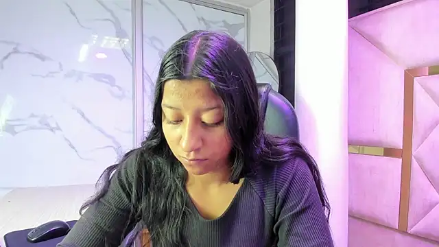 Vaneline2 online show from April 2026 02:36:02 PM