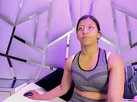 Vaneline2 online show from February 2026 10:18:02 PM