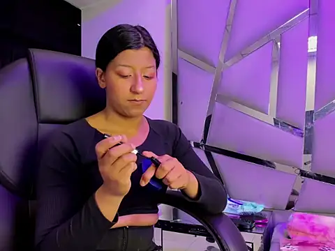 Vaneline2 online show from March 2026 08:36:02 PM