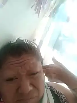 perrit17 online show from April 2026 03:18:02 PM