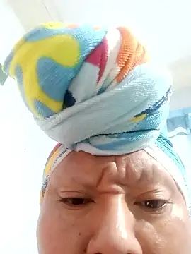 perrit17 online show from February 2026 07:27:01 AM