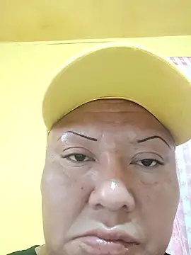 perrit17 online show from April 2026 05:29:01 PM