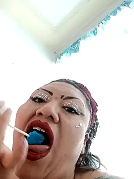 perrit17 online show from February 2026 03:19:02 PM