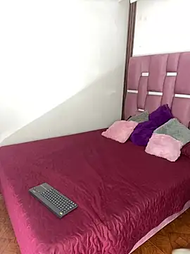 MaxyRyan online show from March 2026 12:11:02 PM