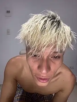 MaxyRyan online show from March 2026 05:57:02 AM