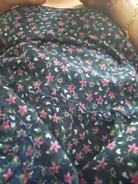 JOYAPARVEEN online show from April 2026 06:09:01 PM