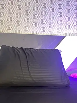 Mia rivers   online show from April 2026 07:43:02 PM