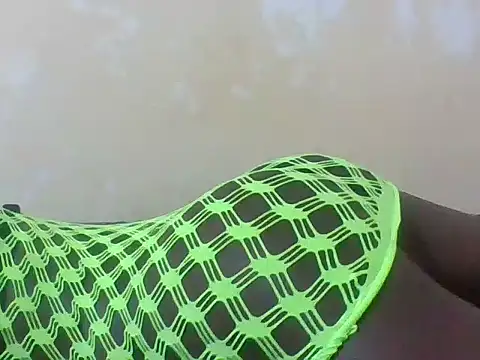 petitelavishey online show from February 2026 11:54:02 AM