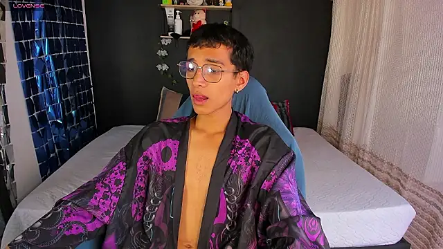  Josh Moon  online show from March 2026 06:00:01 PM