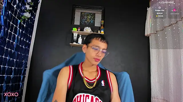  Josh Moon  online show from March 2026 06:00:01 PM