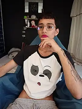  Josh Moon  online show from March 2026 06:32:02 PM