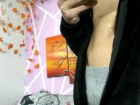 Snapshot of Snover_hot2006 chatting on February 2026 01:36:02 AM Snover hot2006 online show from February 2026 01:36:02 AM