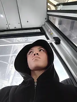 CharlotteKravizz online show from February 2026 08:53:02 PM