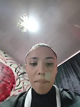 CharlotteKravizz online show from February 2026 07:58:02 PM