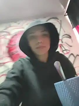 CharlotteKravizz online show from February 2026 05:46:02 PM