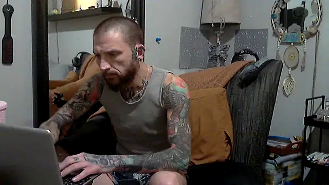 Snapshot of F_D_R_ chatting on February 2026 04:36:02 AM F D R online show from February 2026 04:36:02 AM