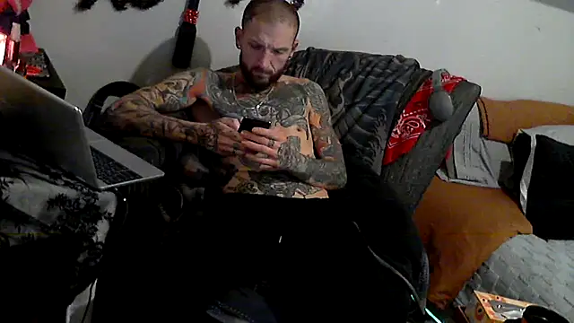 Snapshot of F_D_R_ chatting on February 2026 12:16:02 PM F D R online show from February 2026 12:16:02 PM