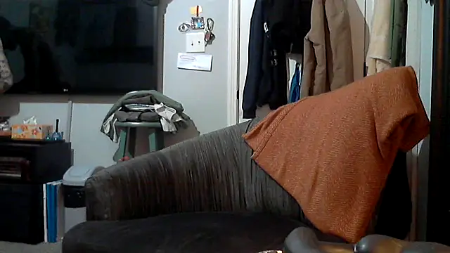 Snapshot of F_D_R_ chatting on February 2026 05:37:01 AM F D R online show from February 2026 05:37:01 AM