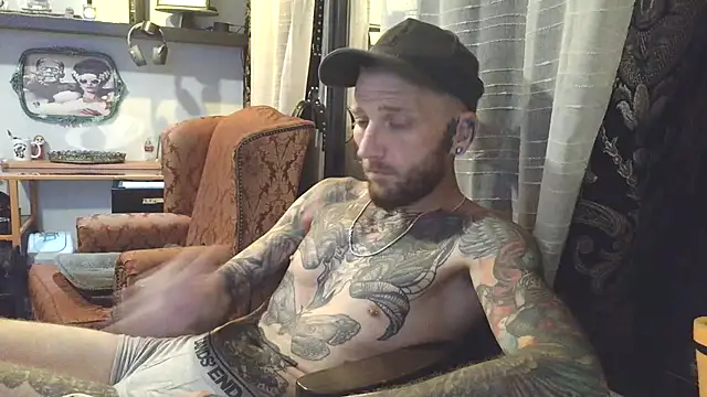 Snapshot of F_D_R_ chatting on June 2026 10:32:01 AM F D R online show from June 2026 10:32:01 AM