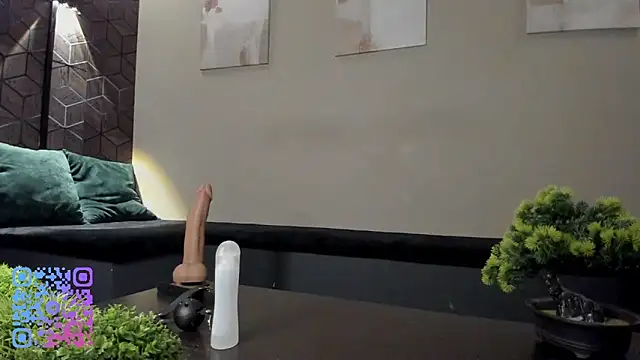 ImNysha online show from February 2026 11:39:01 PM