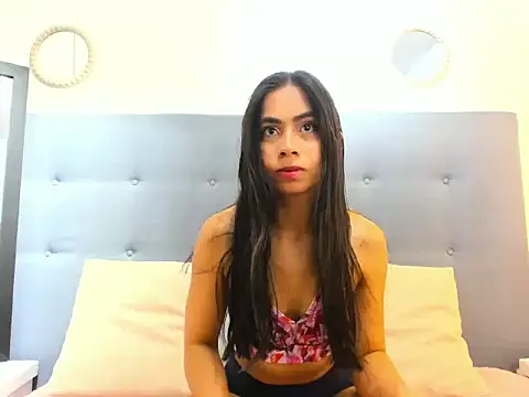 Valery Synn online show from February 2026 12:59:02 PM