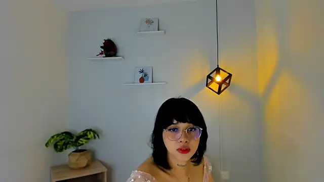 salome velour online show from February 2026 12:23:01 PM