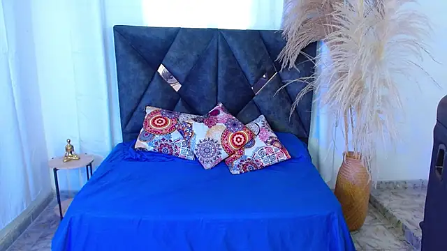 nikoo 18 online show from April 2026 03:19:01 PM