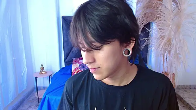 nikoo 18 online show from March 2026 02:07:02 PM