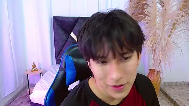 Snapshot of nikoo_18 chatting on February 2026 01:30:01 PM nikoo 18 online show from February 2026 01:30:01 PM