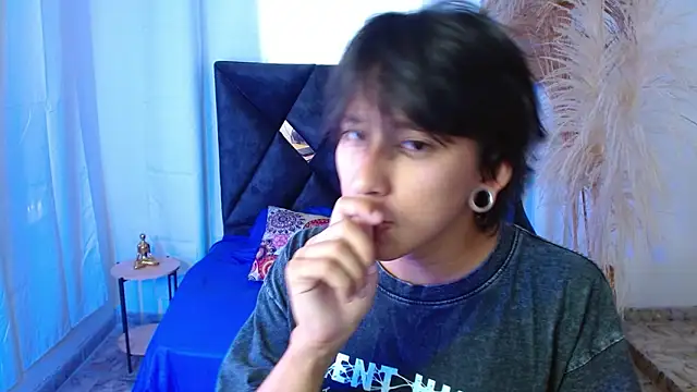 nikoo 18 online show from March 2026 03:02:01 PM