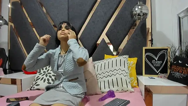 Maggyx online show from February 2026 01:33:01 PM