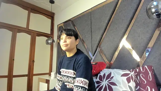 Maggyx online show from April 2026 01:18:01 PM