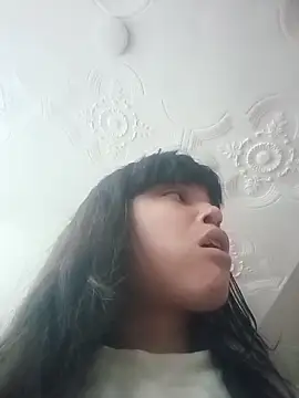 Maggyx online show from April 2026 01:24:01 PM