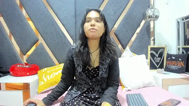 Maggyx online show from February 2026 01:41:02 PM