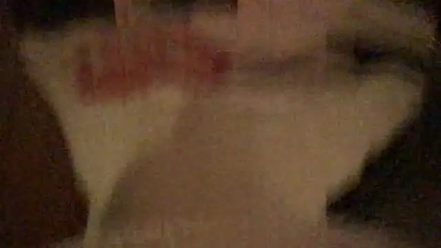 Snapshot of mooviebaby chatting on February 2026 08:32:02 AM mooviebaby online show from February 2026 08:32:02 AM