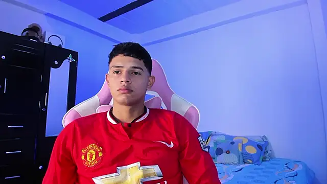 Snapshot of Adrian_Prime_ chatting on February 2026 06:41:01 PM Adrian Prime online show from February 2026 06:41:01 PM