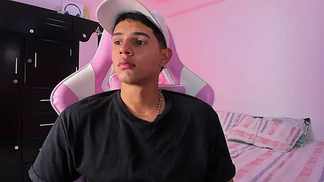 Snapshot of Adrian_Prime_ chatting on February 2026 07:21:02 PM Adrian Prime online show from February 2026 07:21:02 PM