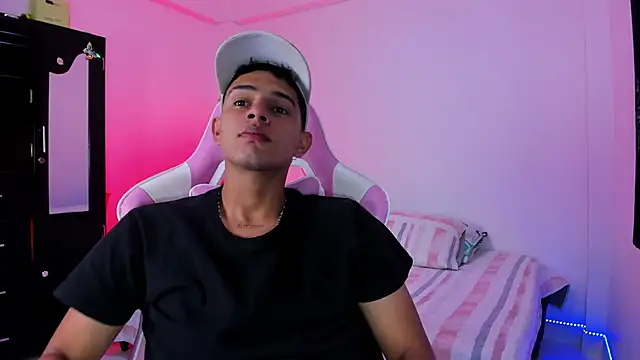 Snapshot of Adrian_Prime_ chatting on February 2026 07:03:02 PM Adrian Prime online show from February 2026 07:03:02 PM