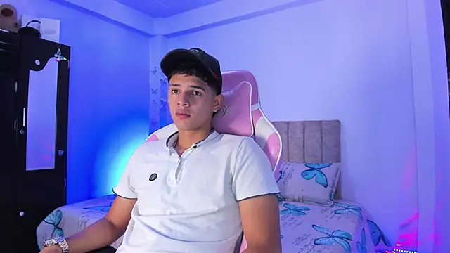 Adrian Prime  online show from March 2026 07:04:02 PM