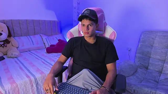 Adrian Prime  online show from April 2026 06:47:01 PM