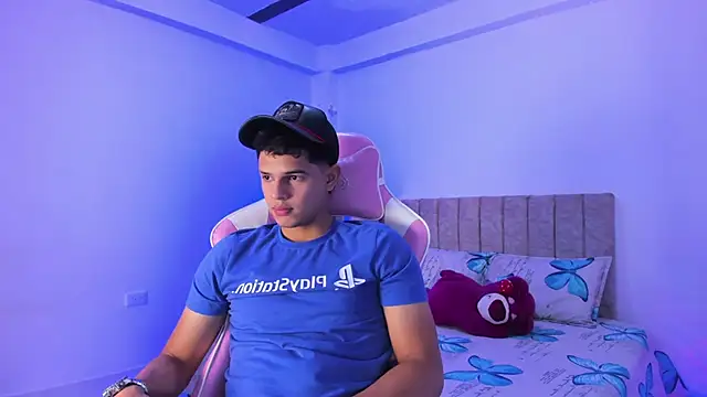 Adrian Prime  online show from March 2026 06:43:01 PM