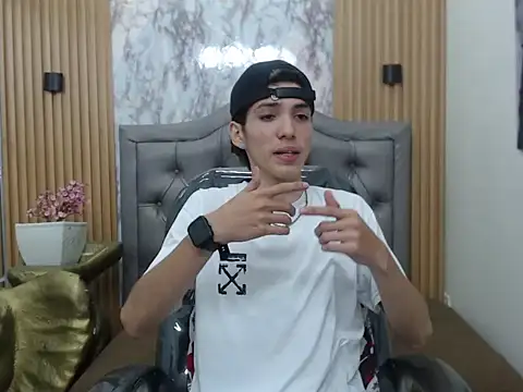 Asher costa online show from April 2026 10:05:02 PM