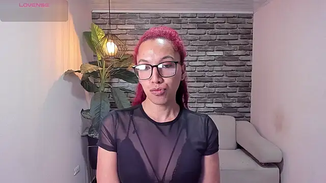 isabella star  online show from March 2026 12:21:01 PM