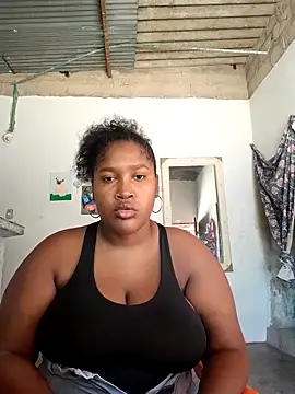 Snapshot of bubygrandes chatting on February 2026 06:37:02 PM bubygrandes online show from February 2026 06:37:02 PM