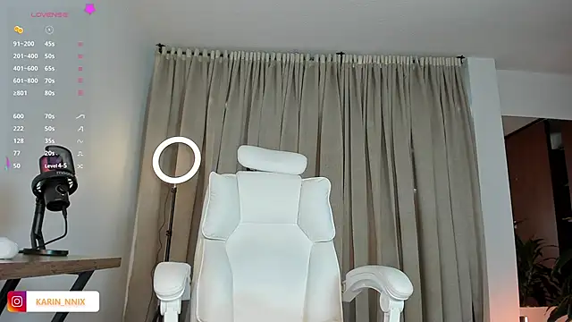 karinnixx online show from March 2026 07:52:02 PM