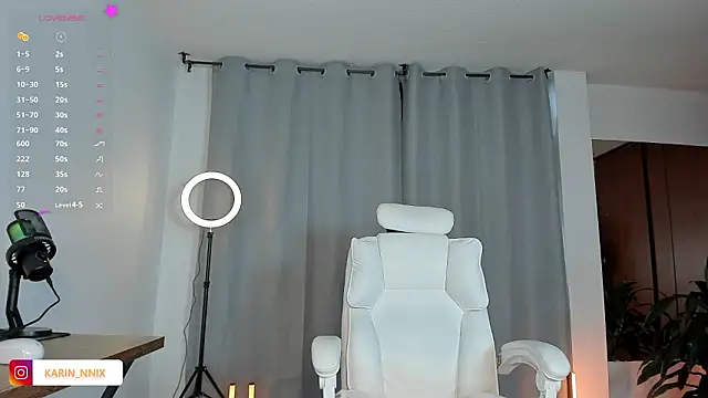 karinnixx online show from March 2026 08:36:01 PM