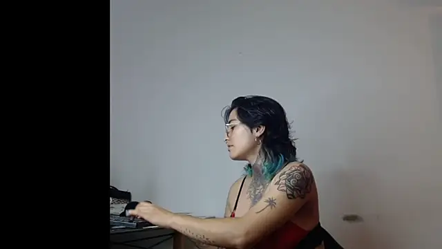 Ivyravens online show from February 2026 01:46:01 AM