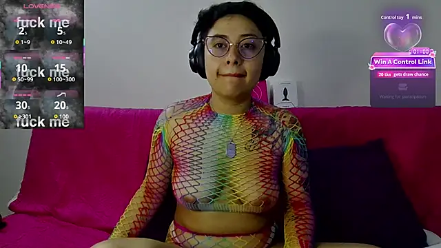 Juliexxxxtasy online show from February 2026 09:08:02 AM