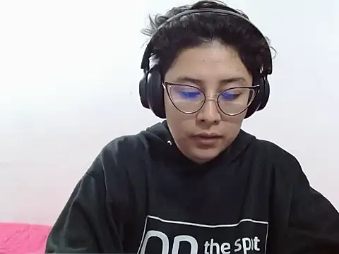 Juliexxxxtasy online show from February 2026 10:01:02 AM