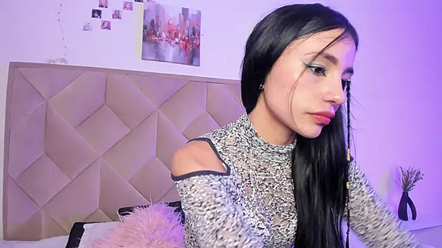 Chloe Miller 2 online show from June 2026 12:10:01 AM